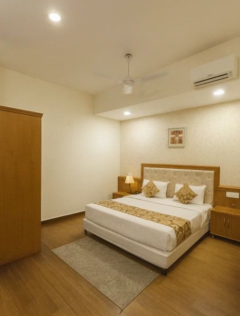 Deluxe Queen Bed Room with City View