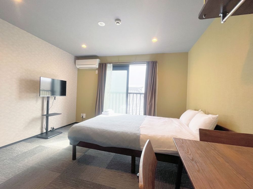 Basic Double Room