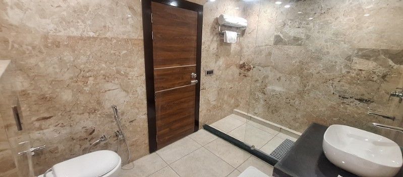 Paradise Resort Deluxe Room 4