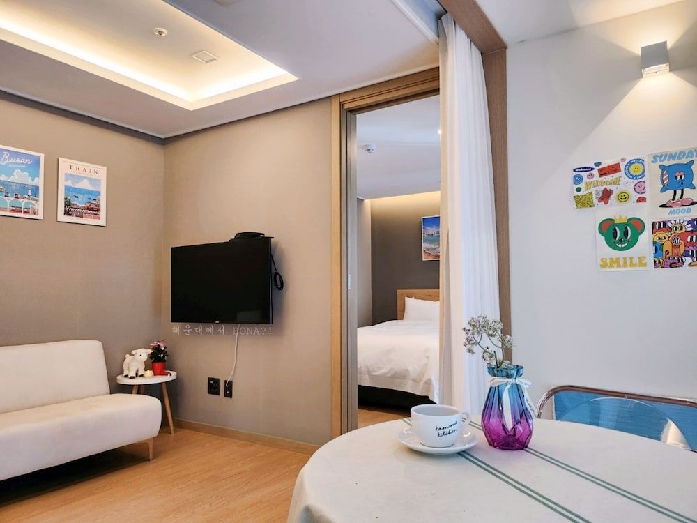 Haeundae Lamer Stay Deluxe City View 10