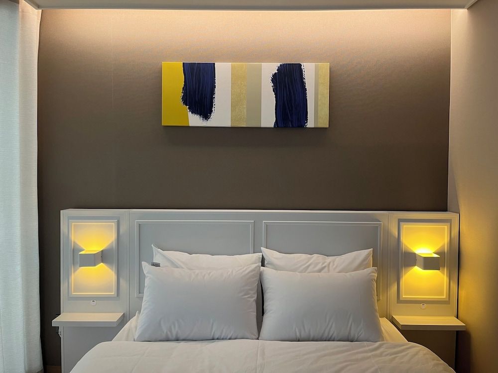 Haeundae Lamer Stay Deluxe City View 8