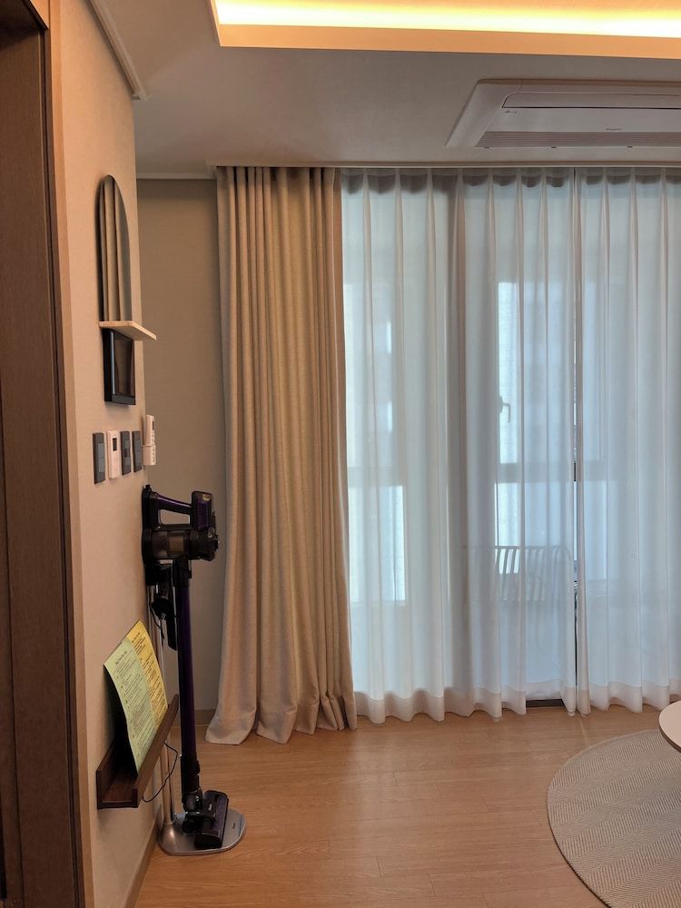 Haeundae Lamer Stay Deluxe City View 37