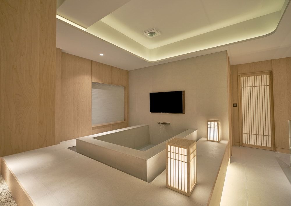 Private Spa Tub