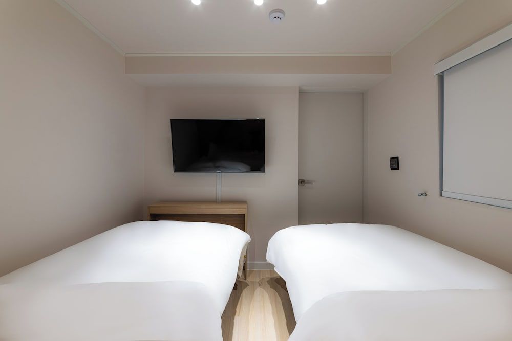 Bread Hill Hotel Jongno Superior Twin Room 2