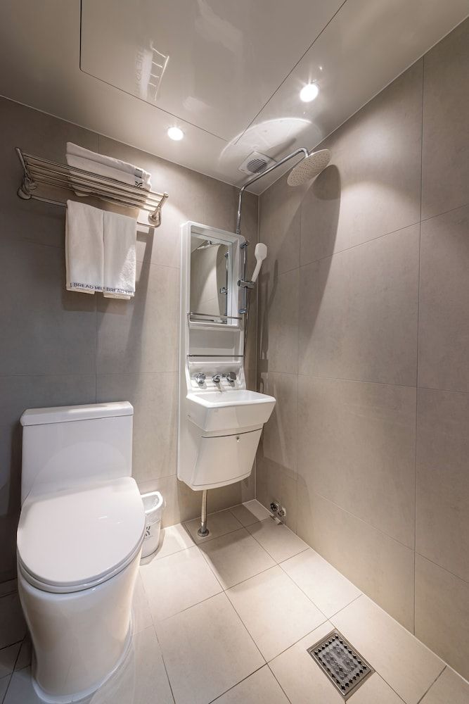 Bread Hill Hotel Jongno Superior Twin Room 13
