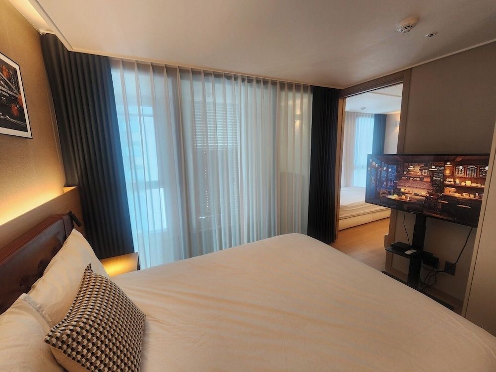 A1 with Haeundae Family Suite 12