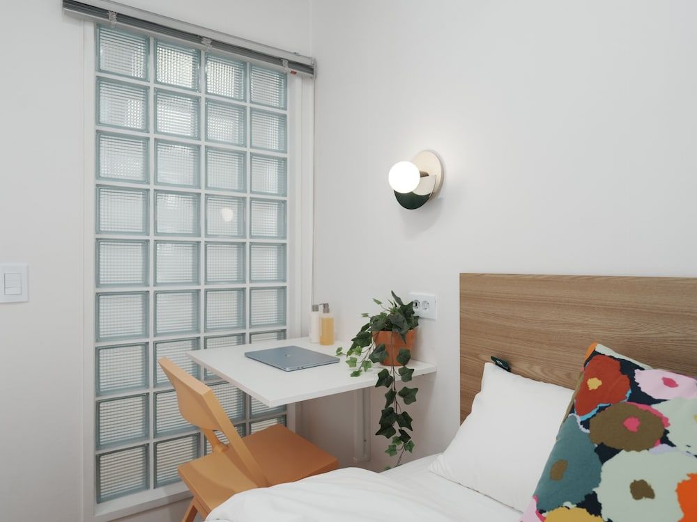 The Road Minihotel Economy Double Room 4