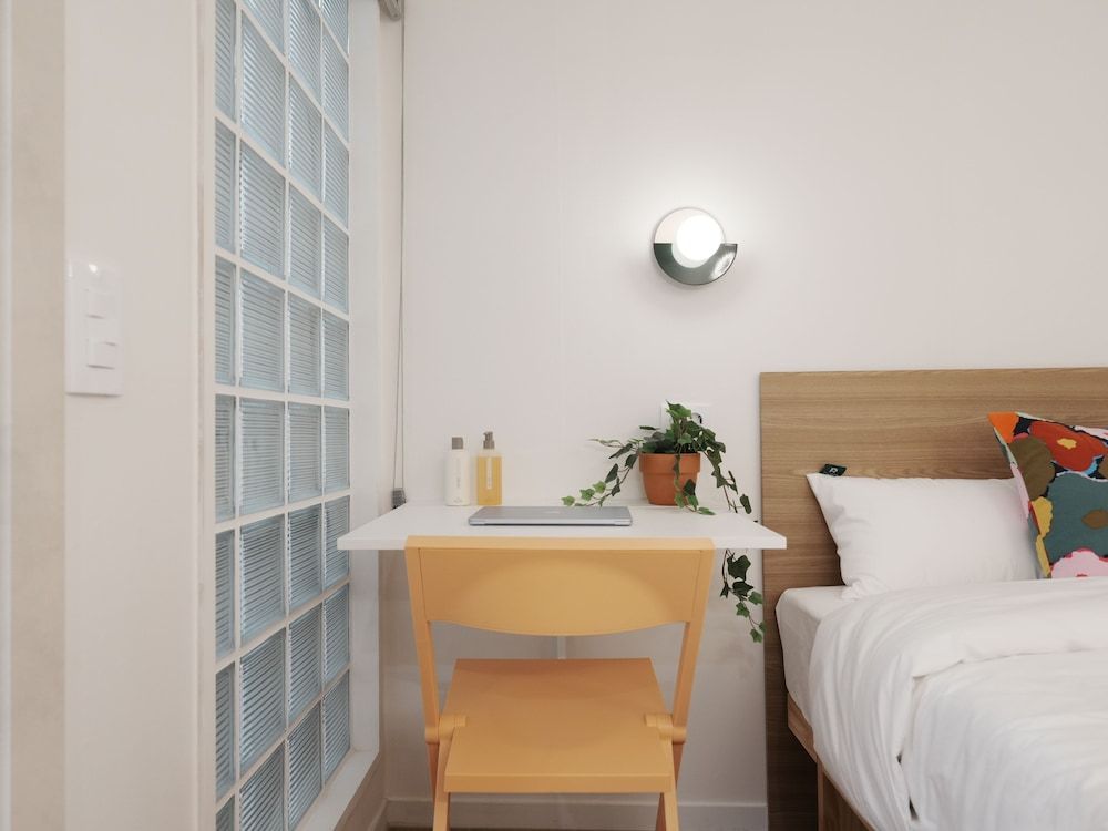 The Road Minihotel Economy Double Room 5