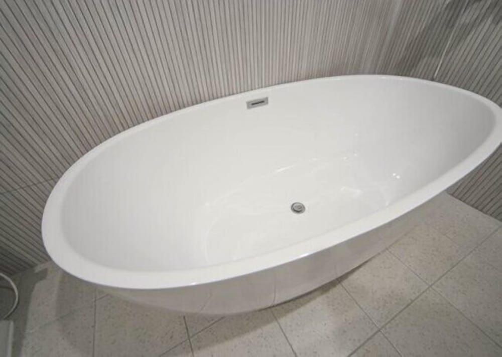 H AVENUE 2. Deluxe 14