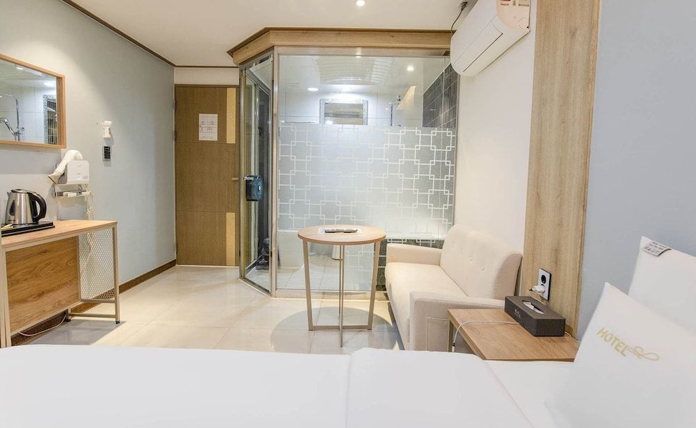 MARU HOTEL Double Room 23