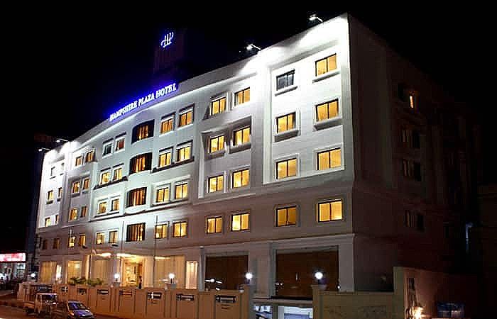 undefined Hampshire Plaza Hotel 6