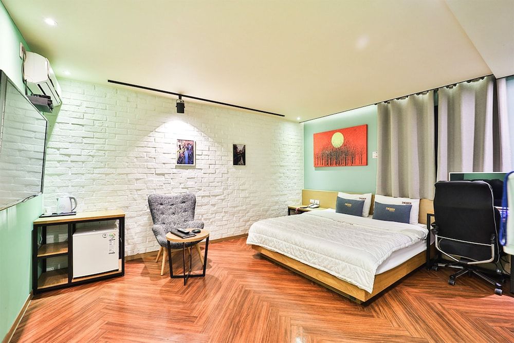 2heaven hotel Deluxe Room 5