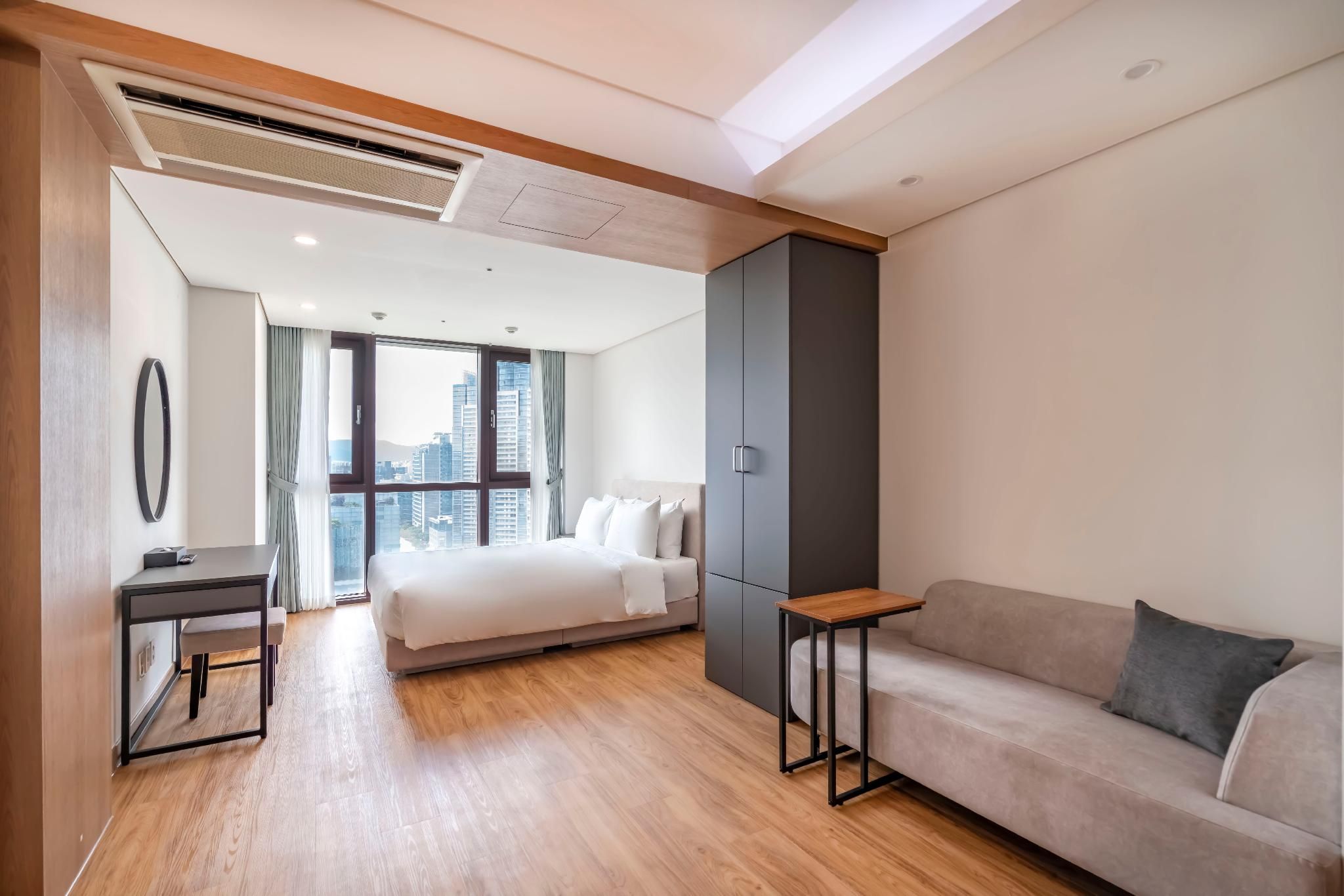 Deluxe Double City View