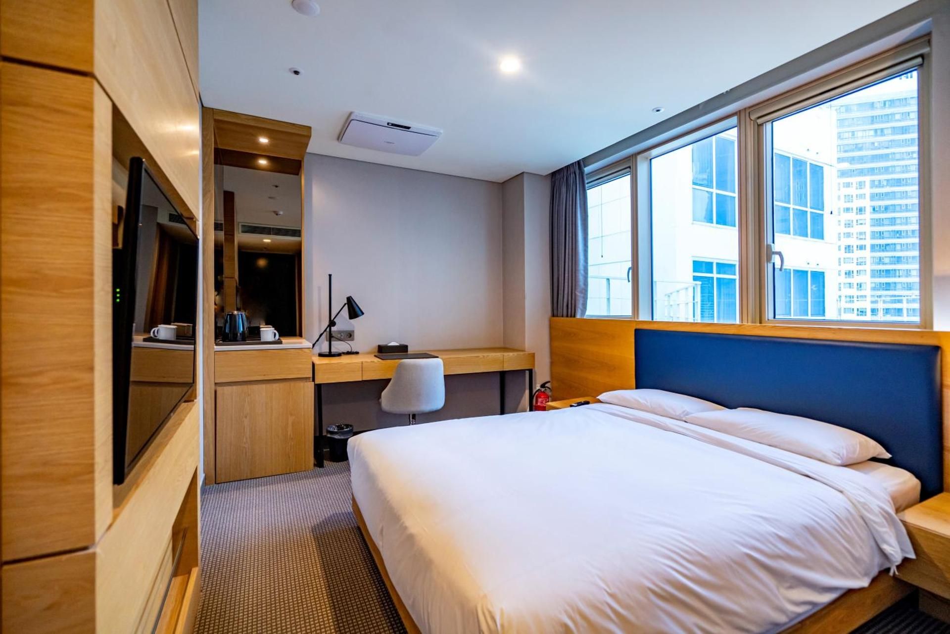 Single to Superior Double - Room Upgrade