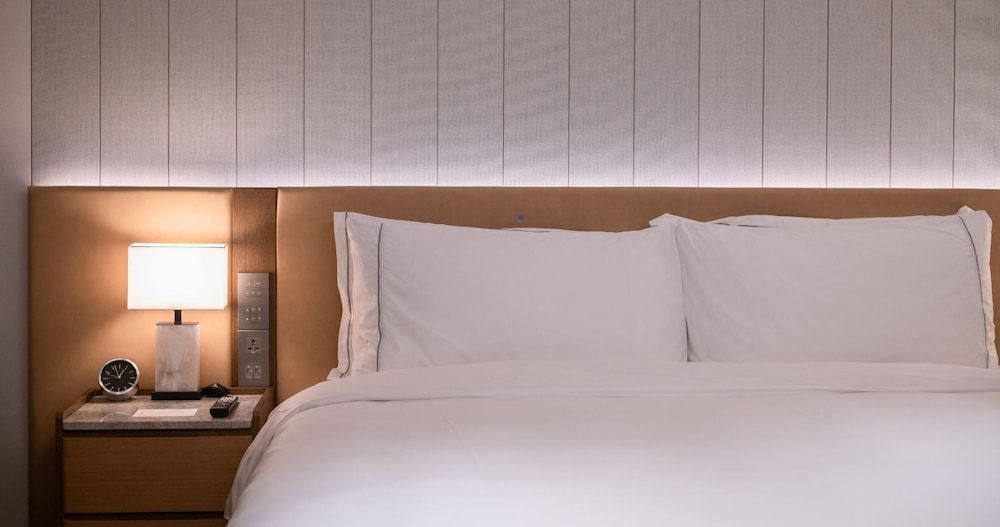 Wyndham Grand Busan Ijin Deluxe Room, 1 Queen Bed, Non Smoking 3