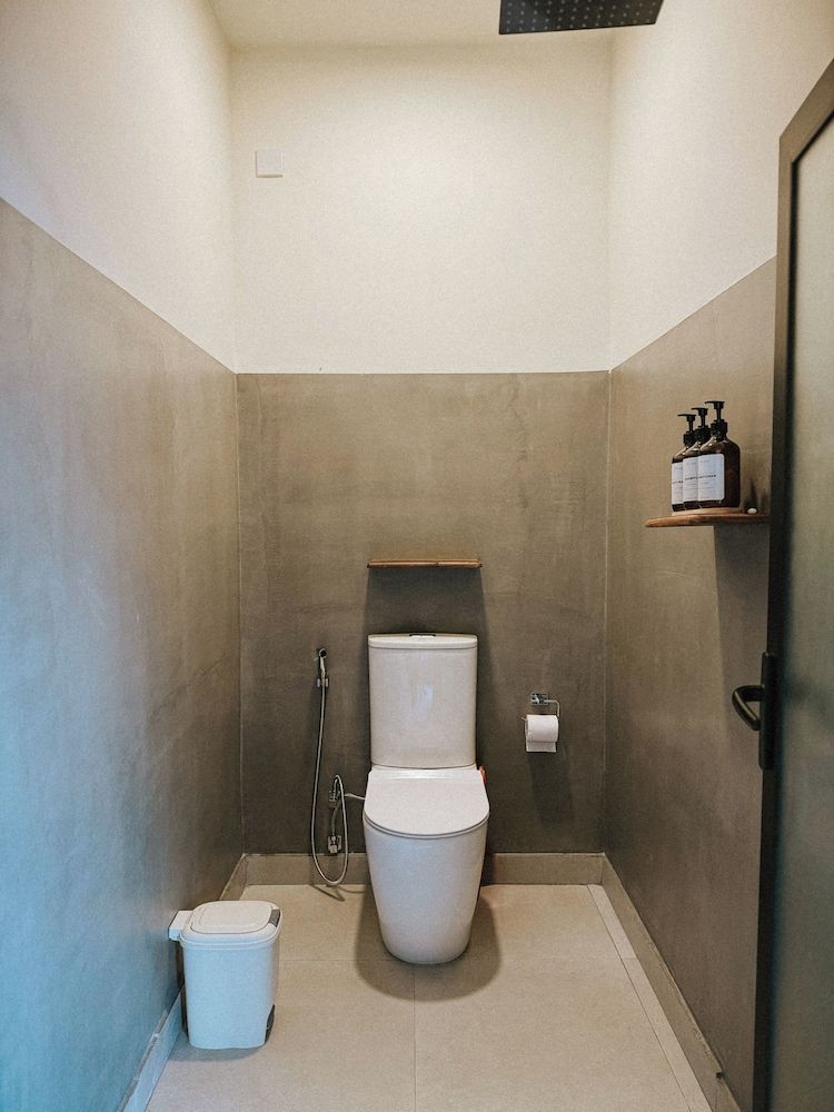 Ocean Bliss by Sugar Coliving Honeymoon Double Room, 1 Queen Bed, Ocean View, Beachfront 5