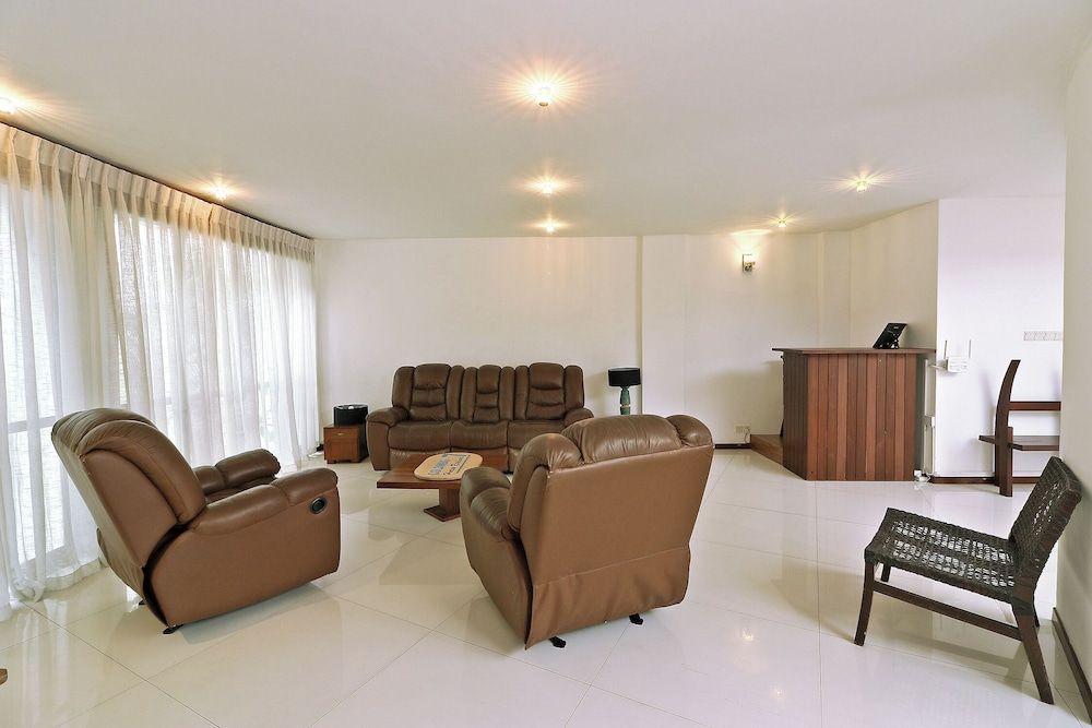 Colombo 7 Horton Residence Superior Apartment 16