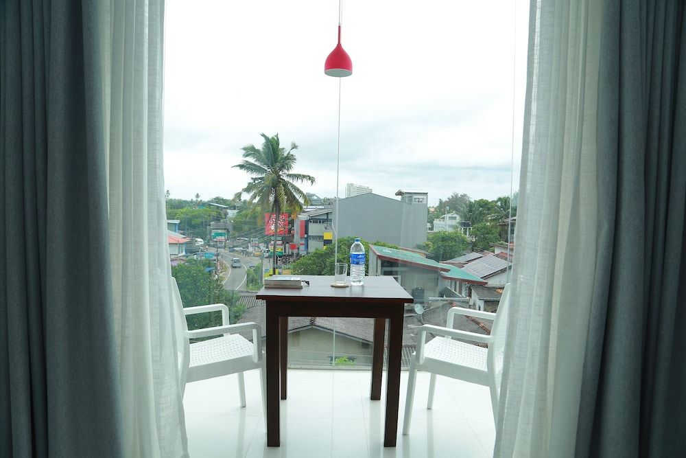 Mzion Hotel Weligama Standard Room 7