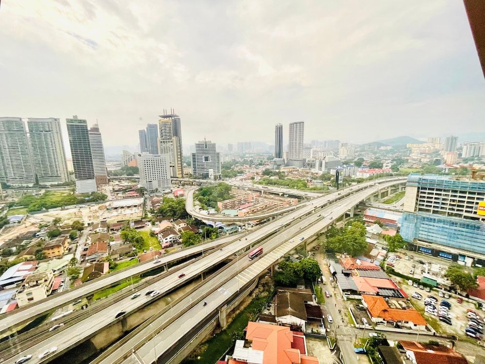 Scarletz KLCC By Arman Premium Apartment, 1 Bedroom, City View 5