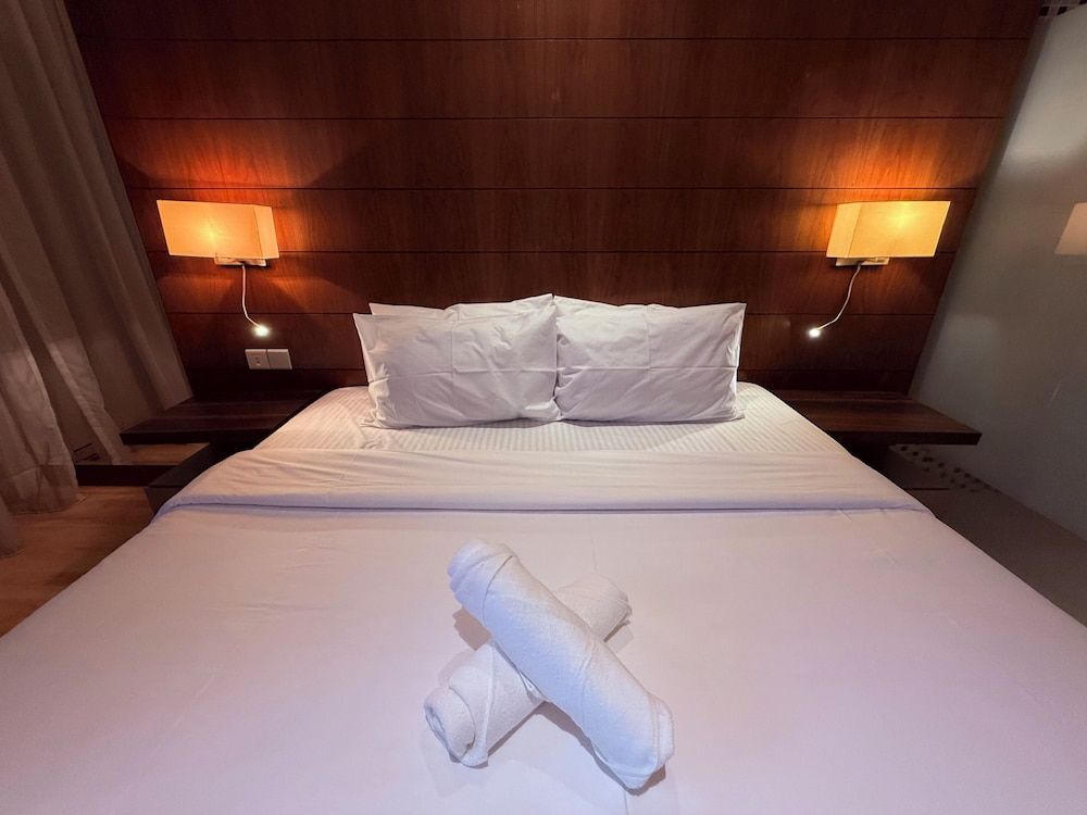 Superior Suite, City View