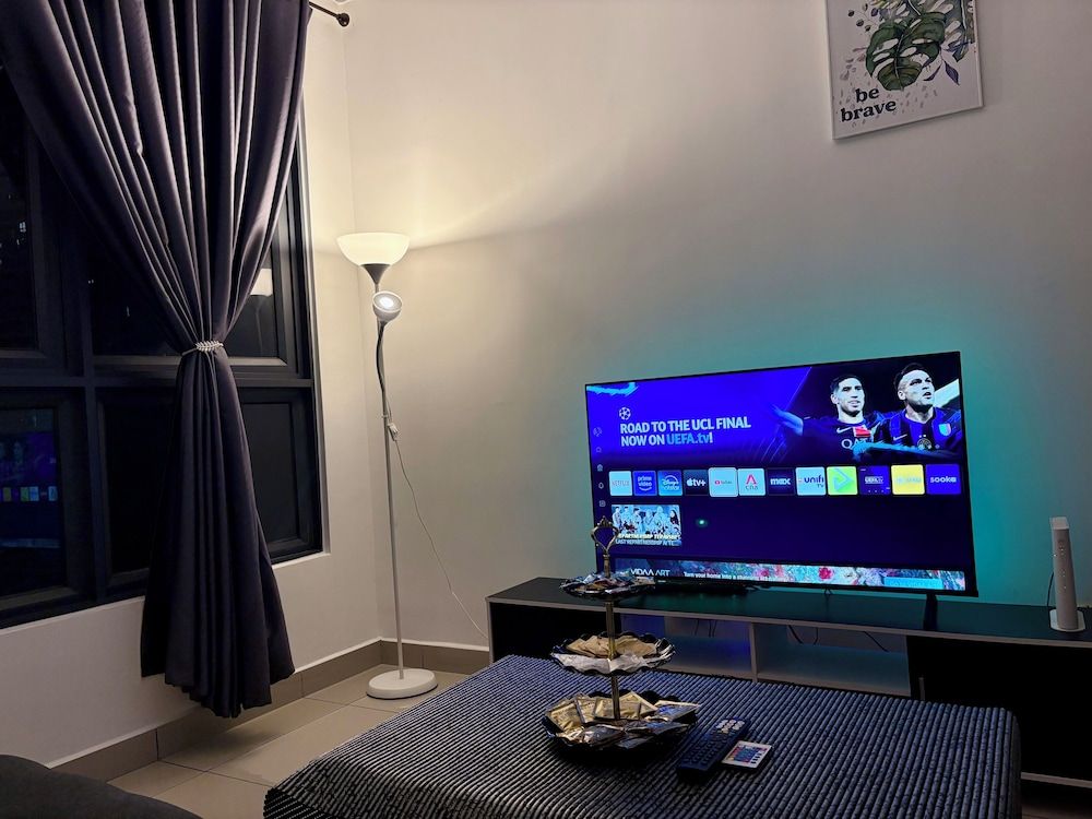 M Vertica KL City by Dynasty Apartment, City View 27