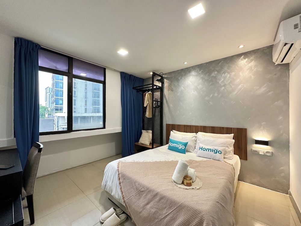 Deluxe Double Room, 1 King Bed, City View