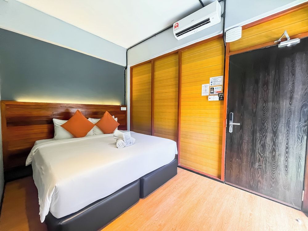 A Rock Resort Langkawi by Manhattan Group Basic Room, Pool View 5