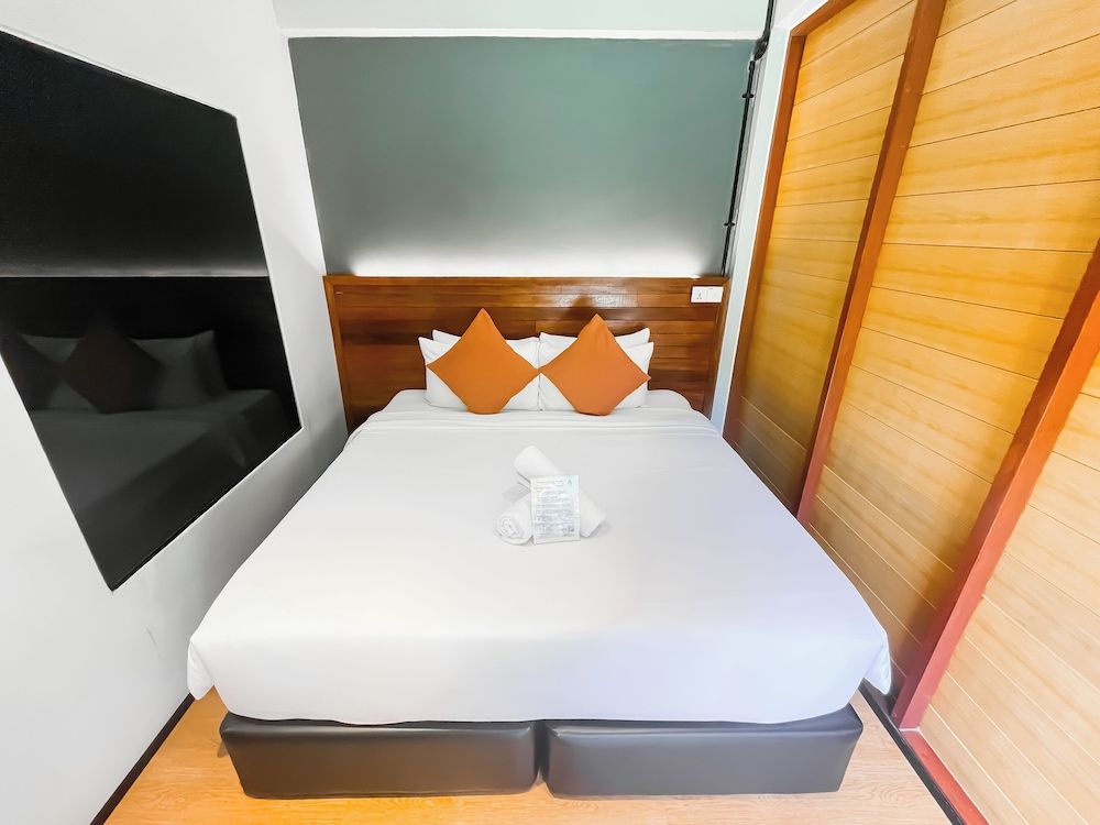 A Rock Resort Langkawi by Manhattan Group Basic Room, Pool View 6