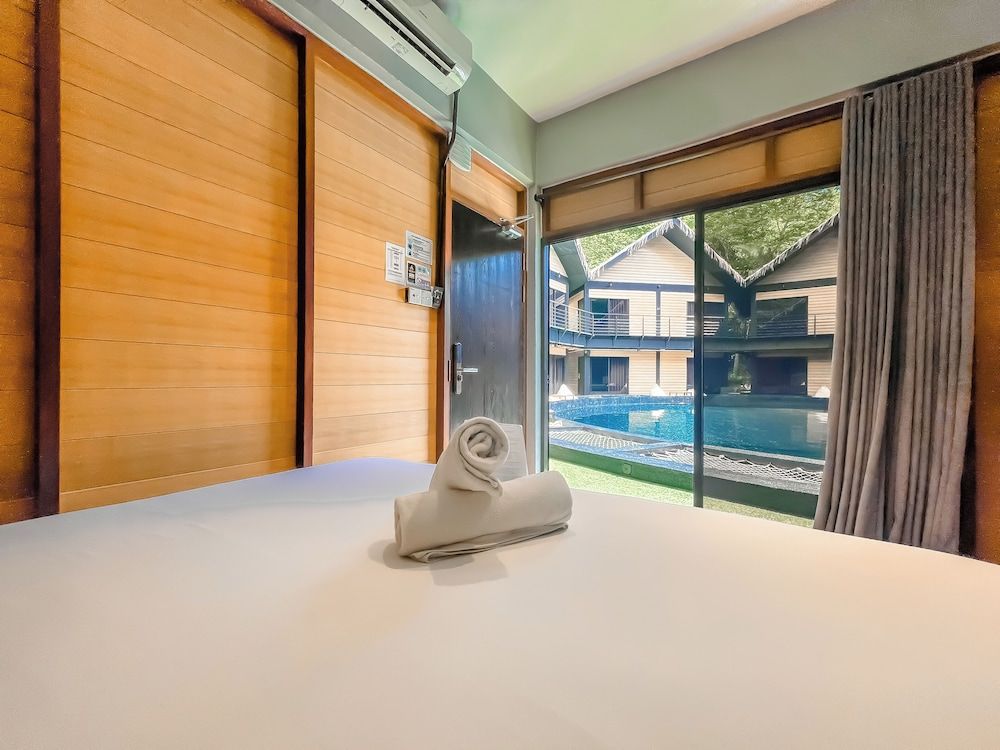 A Rock Resort Langkawi by Manhattan Group Basic Room, Pool View 24