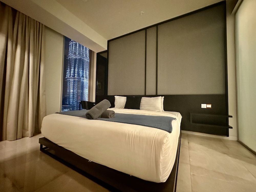 1BR Apartment with KLCC View