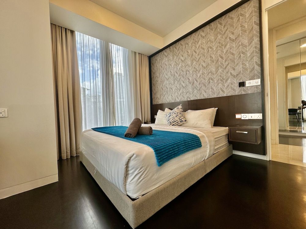 2 BR Apartment with KL Tower View