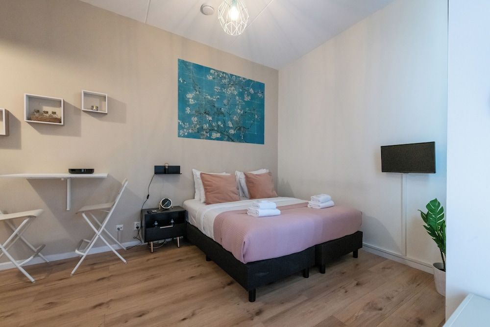 Aparthotel North City Studio 6