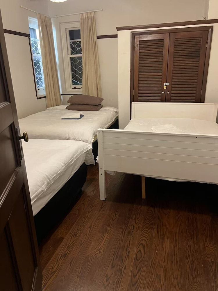 4 double 2 sofa beds in a apartment