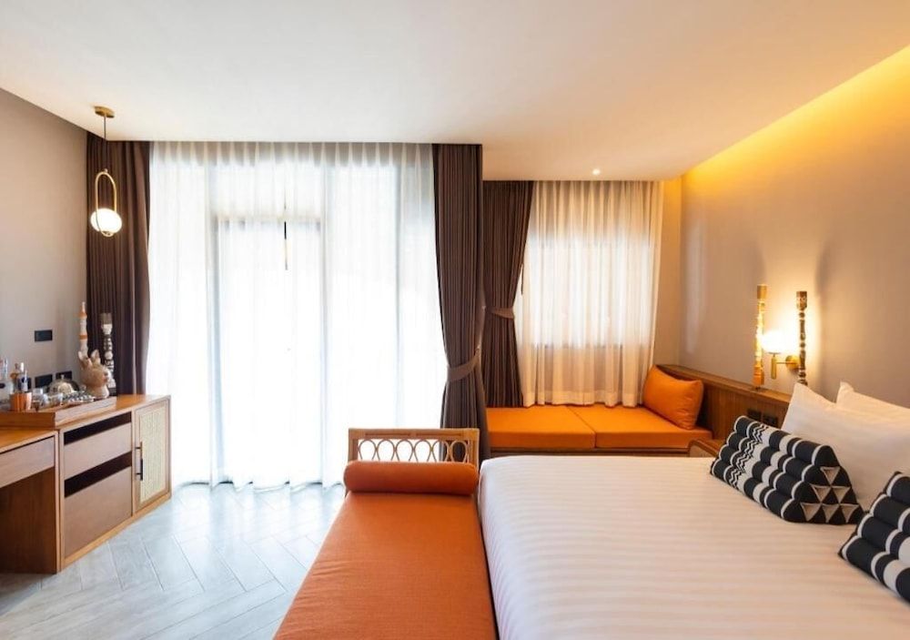 Deluxe Double Room, City View