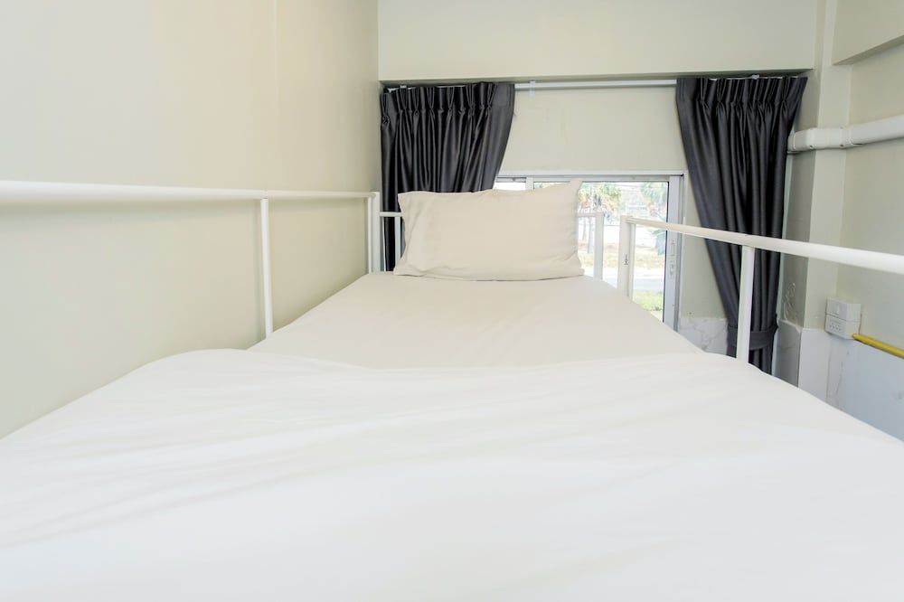 Economy Single Room