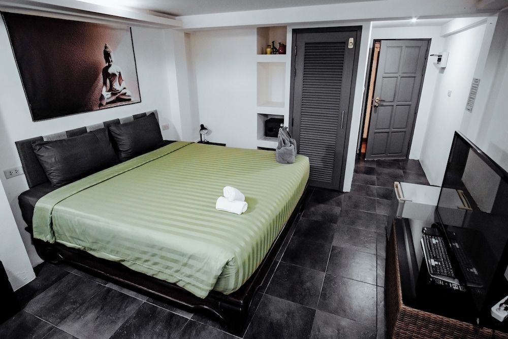 Lemon House apartment Superior Condo, Garden View 3