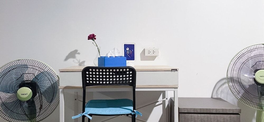 MAXi MaMa Room Basic Studio Suite, Kitchenette 6