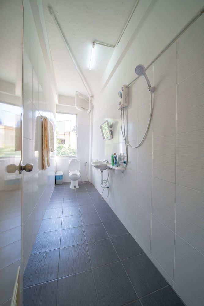 UrbanNest Hostel Deluxe Double Room, City View 10