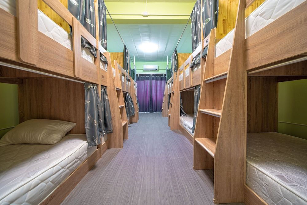 UrbanNest Hostel Male Dorm