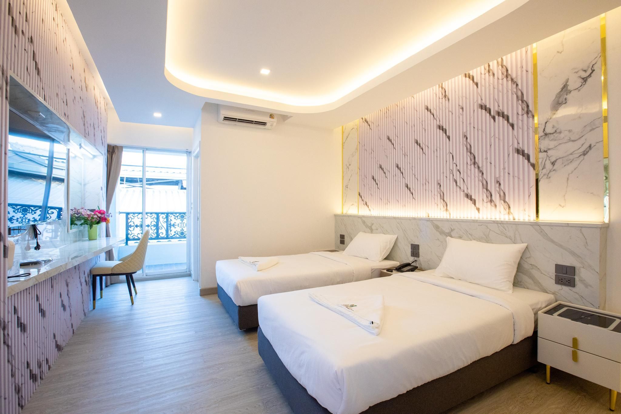 Superior Connecting King Rooms
