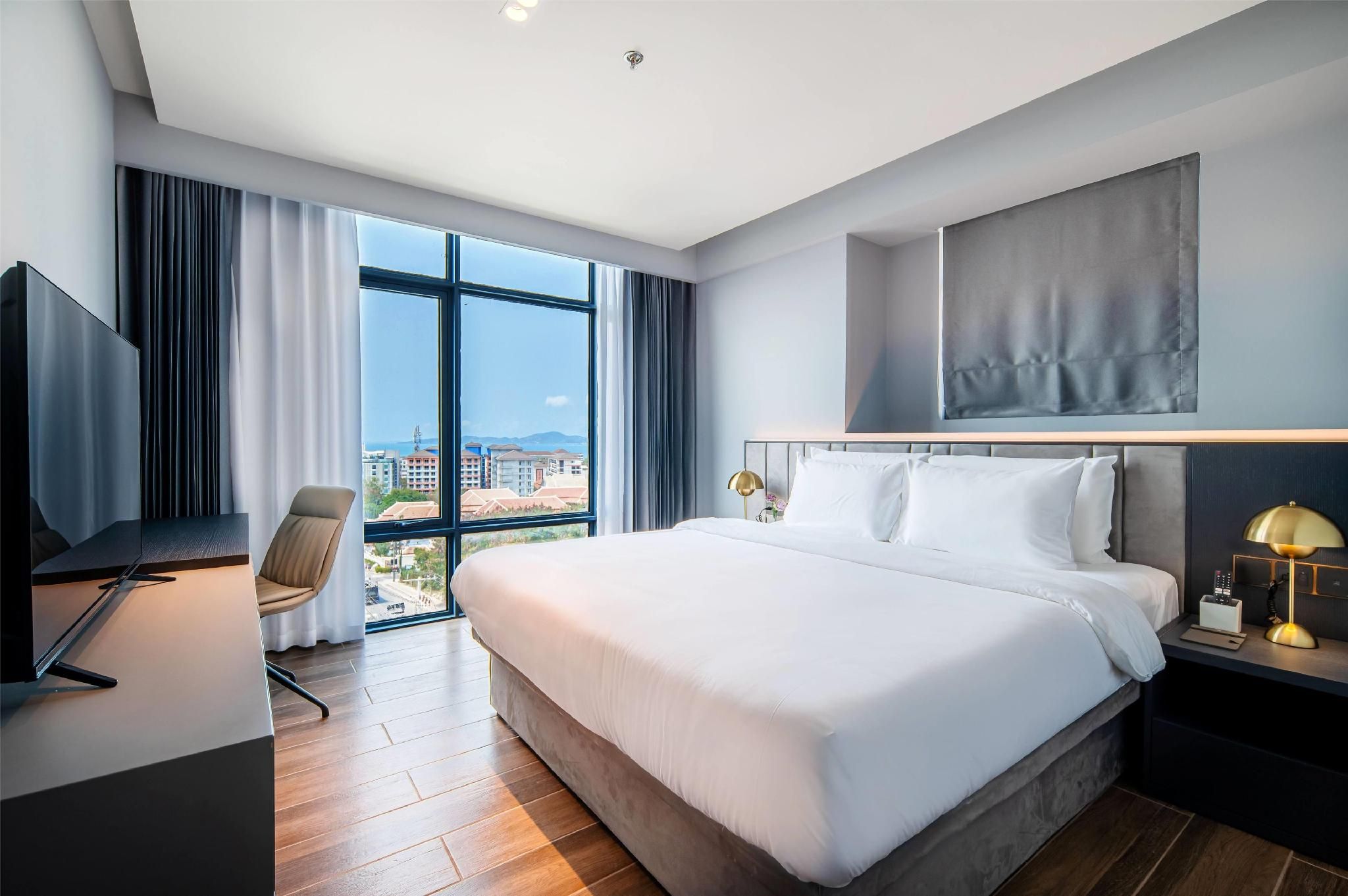 Two Bedroom Deluxe Suite Sea View