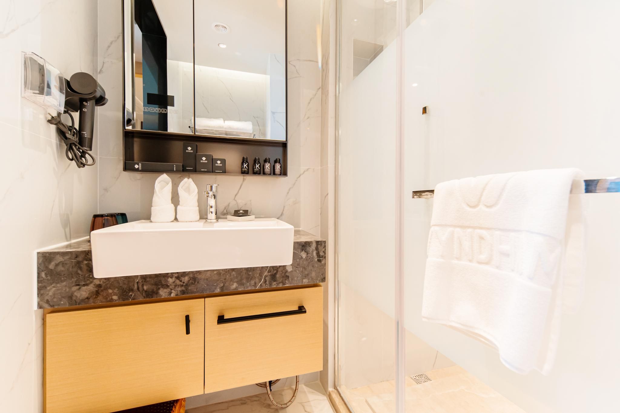 Two Bedroom Suite Sea View