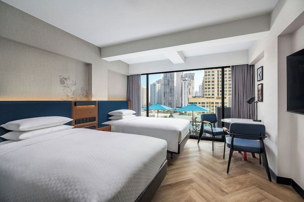 Deluxe Room, 2 Double Beds, Non Smoking