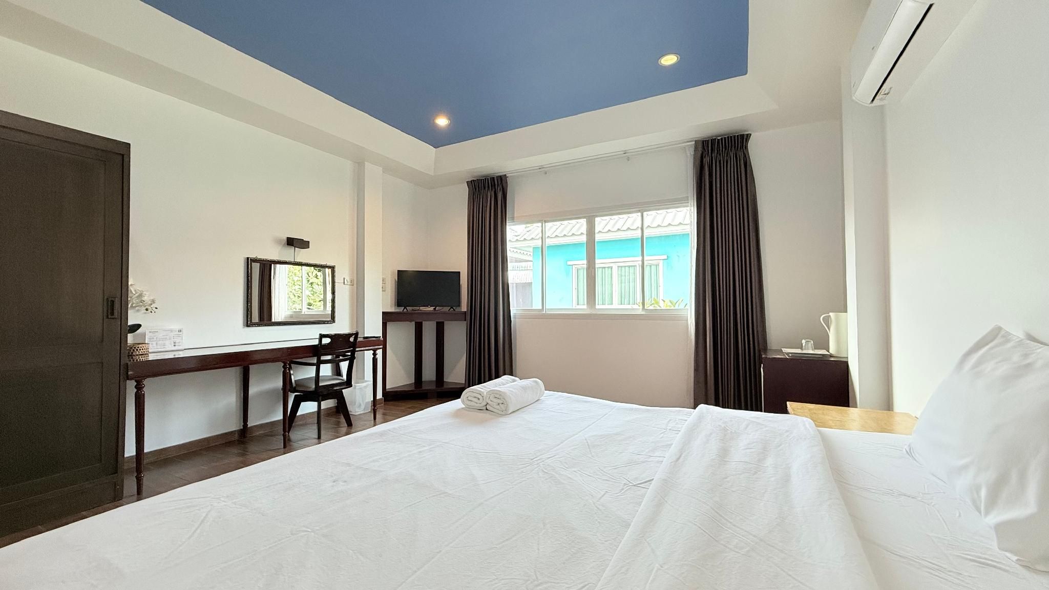 King Room - Non-Smoking