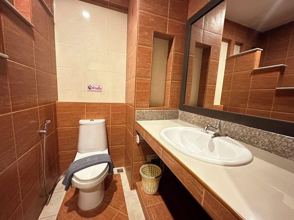 J STAR Standard Room 13