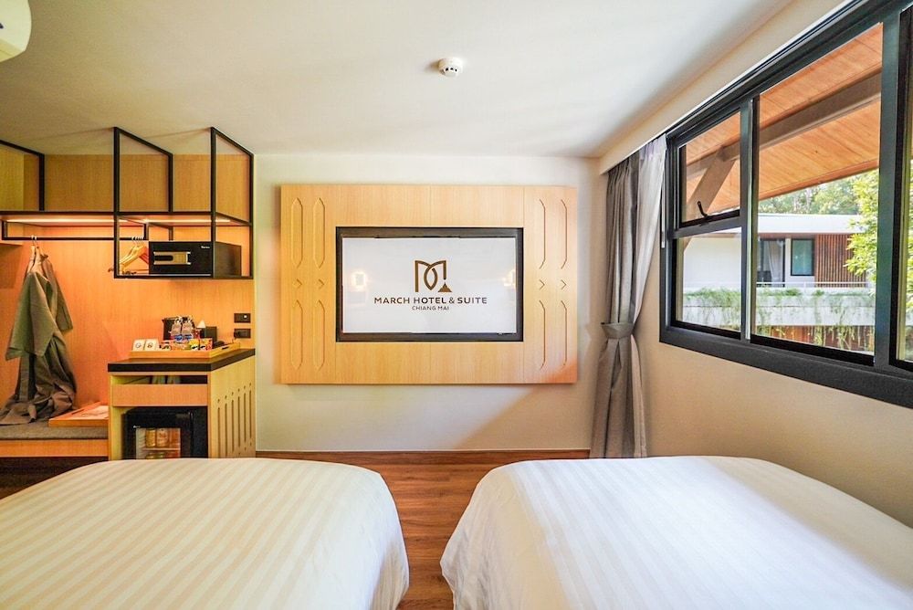 Superior Twin Room, City View