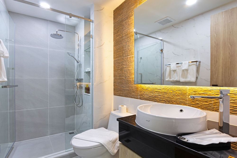 Aquila Hotel Bangkok Studio, City View 5