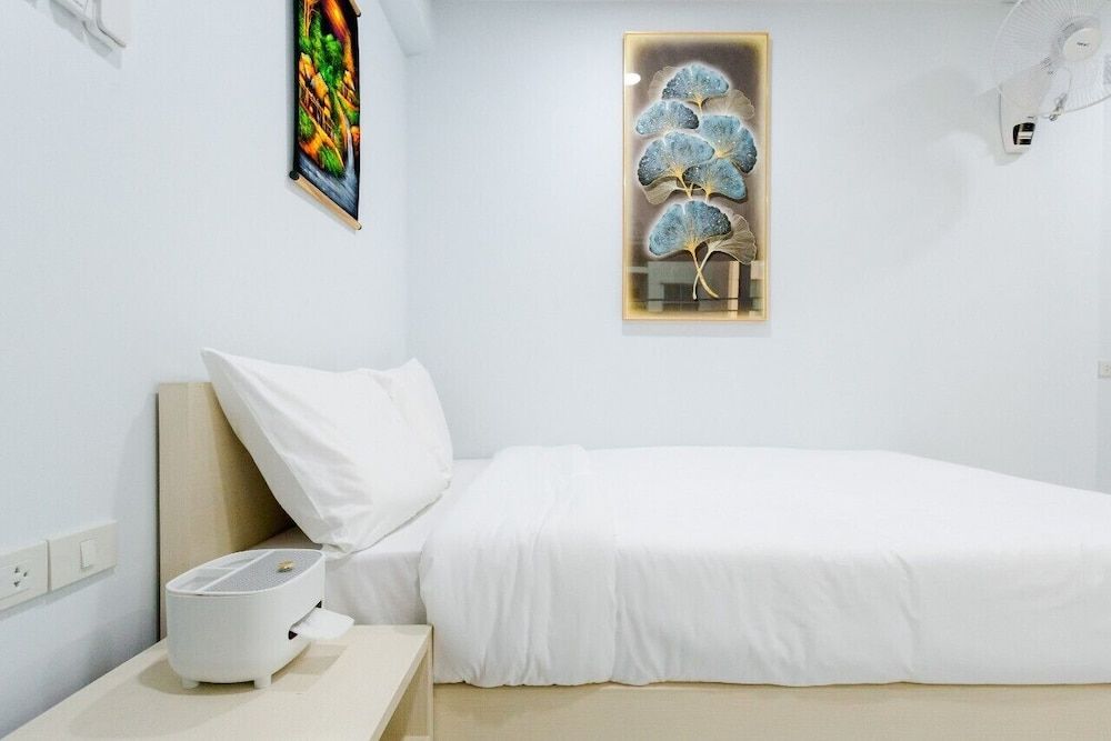 Standard Room, 2 Bedrooms, Non Smoking, Private Bathroom