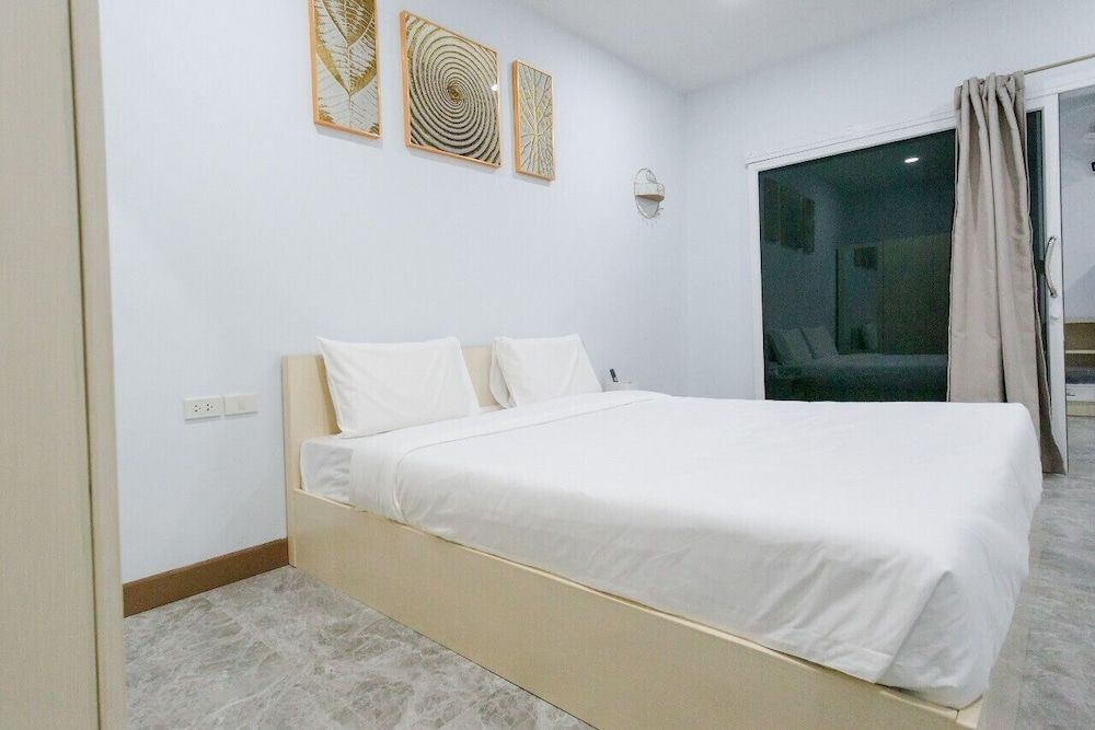 Deluxe Room, 2 Bedrooms, Balcony