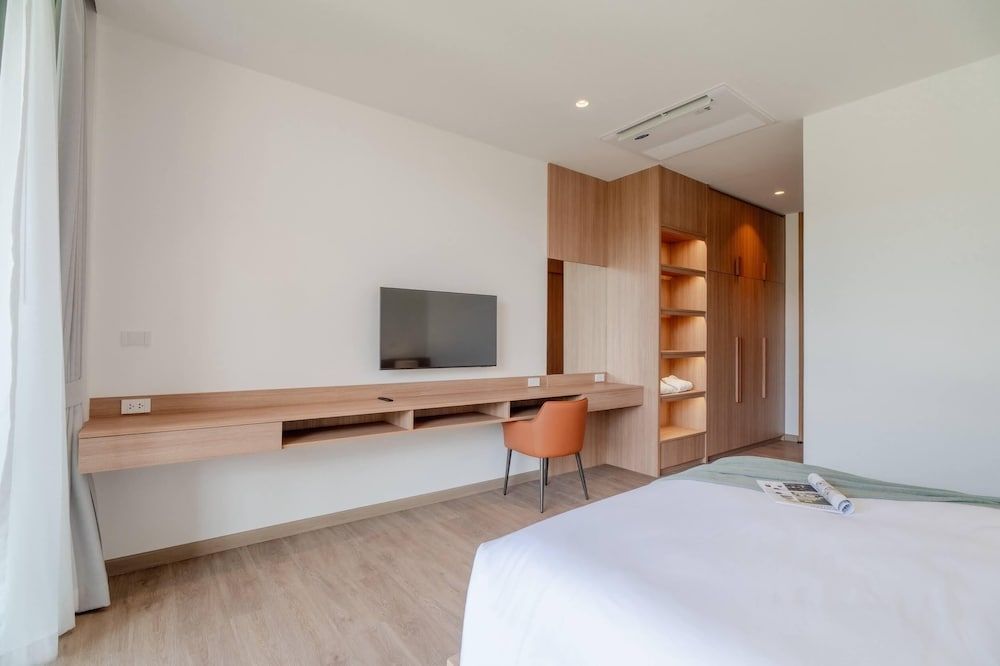 Modern Tropical Pool Villa - Saiyuan Deluxe Villa, Garden View 16